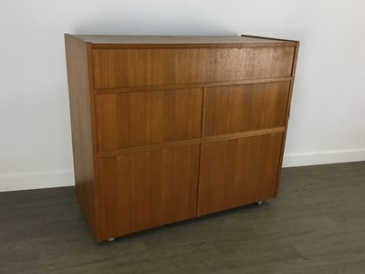 Lot 620 - TEAK STEREO CABINET