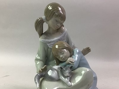 Lot 773 - GROUP OF LLADRO FIGURES