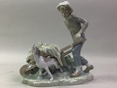 Lot 774 - GROUP OF LLADRO FIGURES