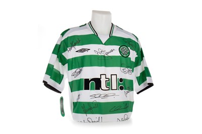 Lot 1604 - CELTIC F.C., SIGNED 2001/03 HOME SHIRT