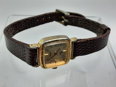 Lot 24 - GENT'S NINE CARAT GOLD WRIST WATCH