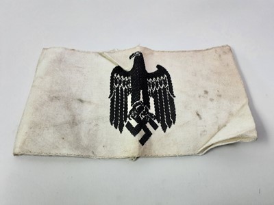 Lot 28 - THIRD REICH ARMBAND