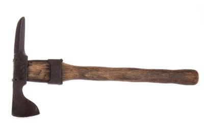 Lot 92 - GERMAN TRENCH AXE