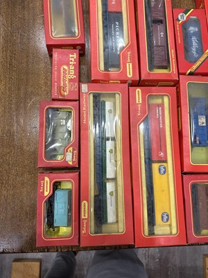 Lot 1182 - TRI-ANG HORNBY