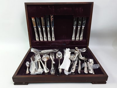 Lot 203 - CASED SET OF SILVER PLATED CUTLERY