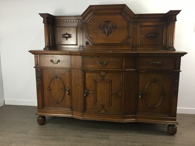 Lot 165 - EDWARDIAN OAK SIDEBOARD