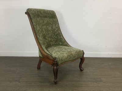 Lot 175 - VICTORIAN ROSEWOOD GOSSIP CHAIR