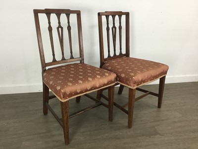 Lot 181 - VICTORIAN MAHOGANY PEMBROKE TABLE