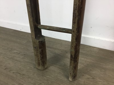 Lot 740a - EDWARDIAN PINE TRADESMAN'S POLE LADDER