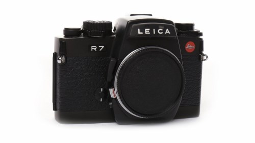 Lot 9 - 1994 LEICA R7 BODY black finish, serial number...