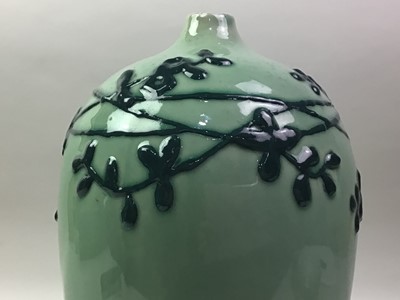 Lot 468 - GROUP OF CHINESE CELADON CERAMICS