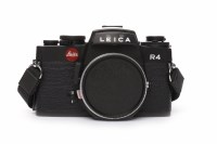 Lot 21 - LEICA R4 BODY black finish, serial number...