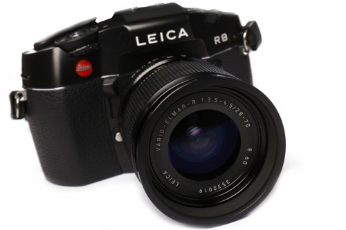 Lot 22 - LEICA R8 black finish, serial number 2435348,...