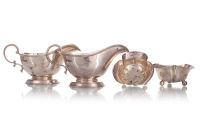Lot 116 - PAIR OF GEORGE VI SILVER SAUCEBOATS