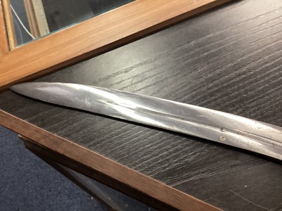 Lot 110 - INDIAN TULWAR SWORD