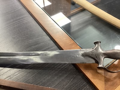 Lot 110 - INDIAN TULWAR SWORD