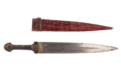 Lot 113 - EASTERN CAUCASUS KINDJAL DAGGER