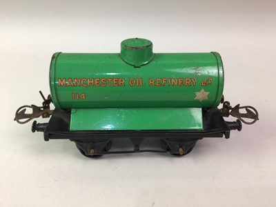 Lot 639 - HORNBY TIN PLATE WIND UP LOCOMOTIVE TYPE 50 WITH TENDER