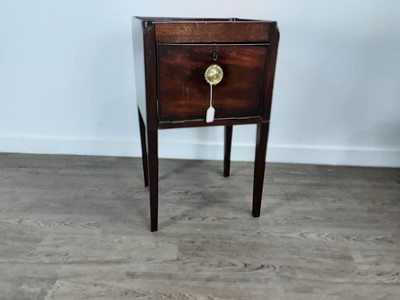 Lot 319 - GEORGIAN MAHOGANY BEDSIDE CUPBOARD