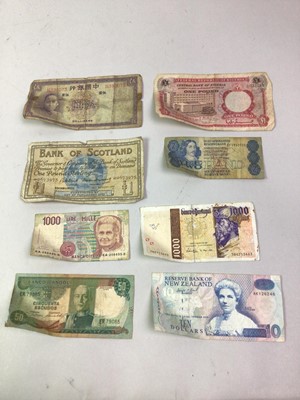 Lot 27 - COLLECTION OF COINS