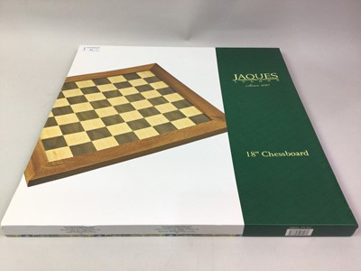 Lot 31 - JAQUES OF LONDON, CHESS BOARD