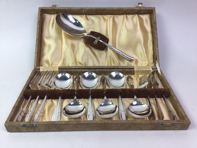 Lot 29 - GROUP OF FLAT WARE