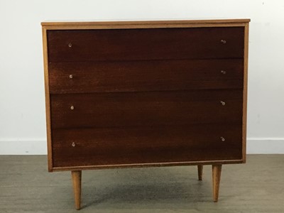 Lot 81 - MORRIS STYLE CHEST OF DRAWERS