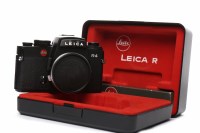 Lot 72 - 1986 LEICA R4 BODY black finish, serial number...
