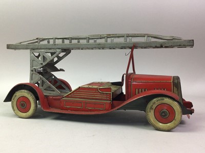 Lot 103 - METTOY TIN PLATE FIRE ENGINE