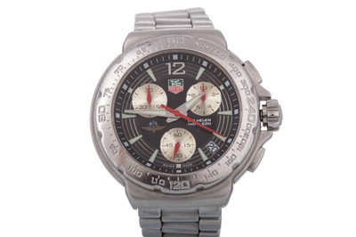 Lot 843 - TAG HEUER