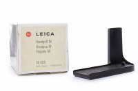 Lot 89 - LOT OF LEICA ACCESSORIES including a Leica...