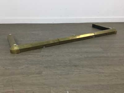 Lot 198 - BRASS FIRE FENDER