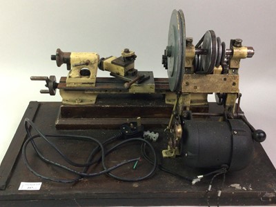 Lot 257 - WATCHMAKER'S LATHE