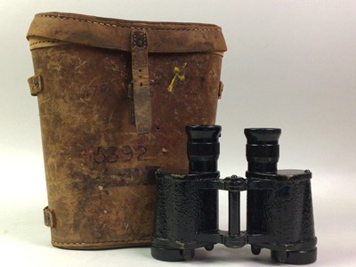 Lot 203 - COLLECTION OF MILITARIA