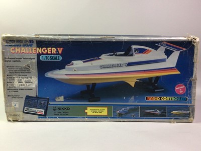 Lot 205 - CHALLENGER V REMOTE CONTROL BOAT