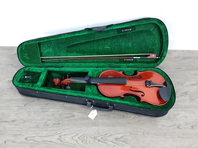 Lot 206 - VIOLIN