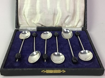 Lot 380 - SET OF SIX SILVER BEAN TOP COFFEE SPOONS