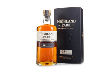 Lot 319 - HIGHLAND PARK 25 YEAR OLD