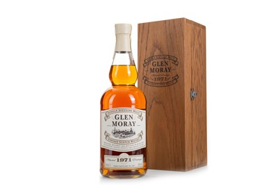 Lot 377 - GLEN MORAY 1971 28 YEAR OLD