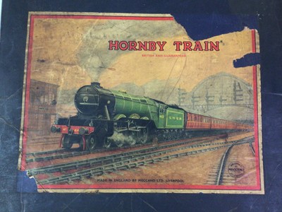 Lot 588 - HORNBY, NO. 501 PASSENGER SET