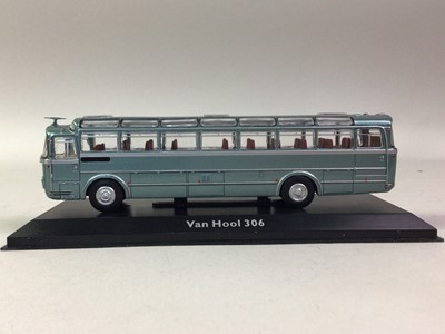 Lot 207 - GROUP OF LUXURY COACHES MODELS