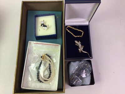 Lot 90 - COLLECTION OF COSTUME AND OTHER JEWELLERY