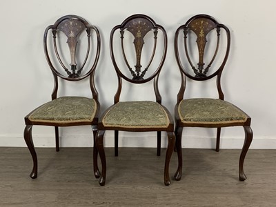 Lot 1265 - LATE VICTORIAN / EDWARDIAN INLAID MAHOGANY PARLOUR SUITE