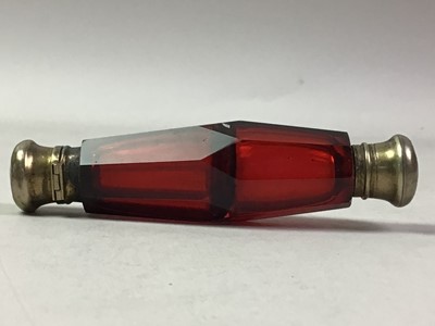 Lot 284 - VICTORIAN CRANBERRY GLASS DOUBLE SCENT BOTTLE