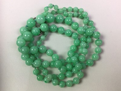 Lot 293 - JADE NECKLACE AND OTHER JEWELLERY