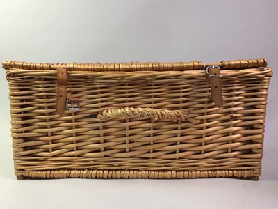 Lot 393 - WICKER PICNIC BASKET