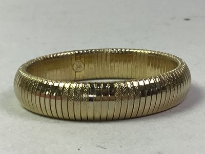 Lot 341 - GROUP OF COSTUME JEWELLERY