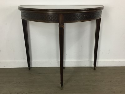 Lot 436A - MAHOGANY TURNOVER CARD TABLE