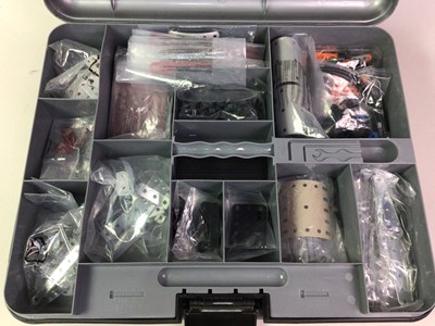 Lot 546 - MODERN MECCANO MULTIMODELS SUPER CONSTRUCTION SET
