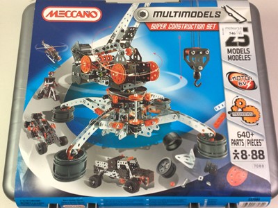 Lot 546 - MODERN MECCANO MULTIMODELS SUPER CONSTRUCTION SET